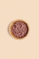 Contenuto pollame cibo umido per gatti